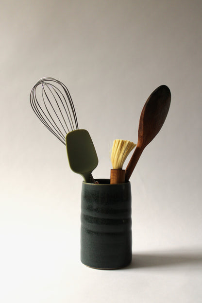 Table vase/Utensil pot in North Sea Blue